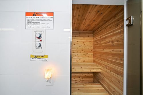 3753 Tripp Ave, Chicago IL 60803-1832 exterior