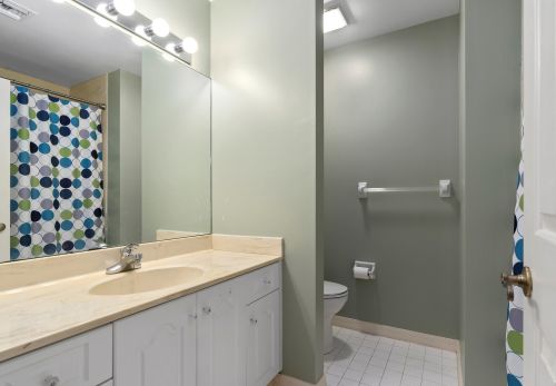 2500 Harbour Cv Dr, Fort Pierce FL 34949-1561 exterior