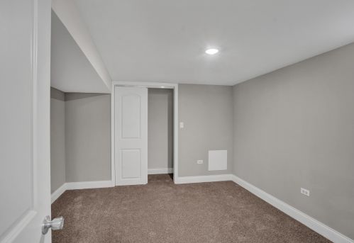 9722 Calumet Ave, Chicago IL  60628-1430 exterior