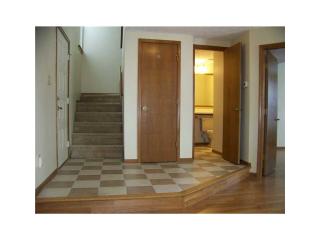 6535 Wandsworth Cir, Indianapolis IN  46250-3495 exterior