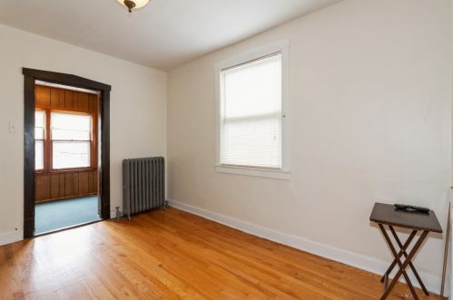 5353 Cullom Ave, Chicago IL 60641-1313 exterior