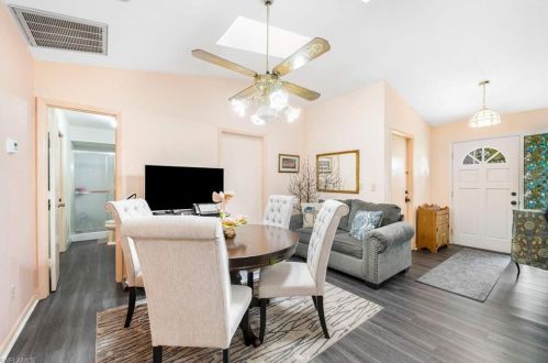 243 Johnnycake Dr, Naples FL 34110-1346 exterior