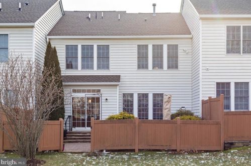 33 Maidenhead Rd, Princeton NJ 08540-7733 exterior