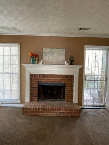 325 Enon Ct, Atlanta GA 30331-8412 exterior