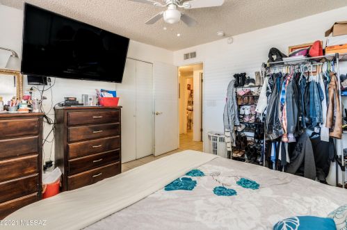 3610 32 St, Tucson AZ 85711-6830 exterior