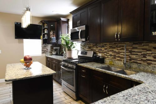 304 107th St, Chicago IL 60655-1709 exterior