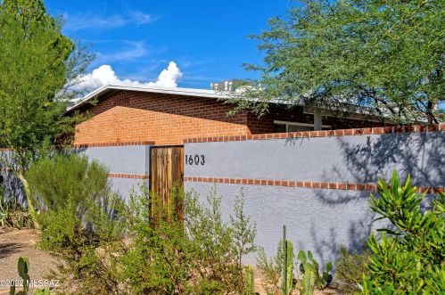 1603 Linden St, Tucson AZ  85719-3701 exterior