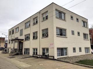 1010 1st St, Champaign IL  61820-6644 exterior