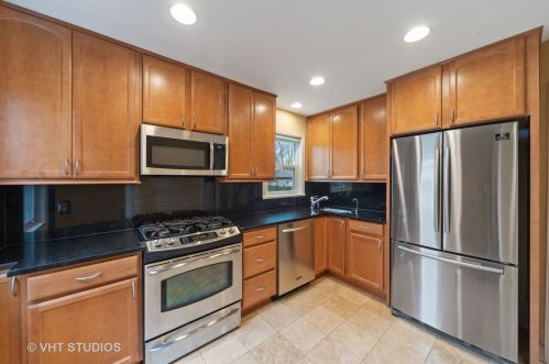 5111 Nashville Ave, Chicago IL  60638-1213 exterior