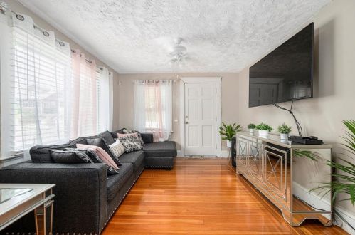 150 New York Ave, Providence RI  02905-4431 exterior