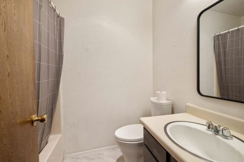 903 Fieldwood Dr, Austin TX 78758-5705 exterior