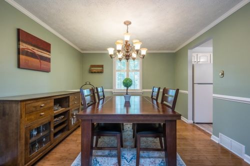 564 Sunset Dr, Pittsburgh PA  15228-2550 exterior