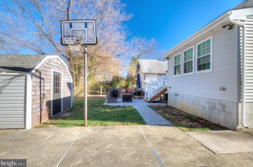 35 Collingswood Ave, Camden NJ 08107-1243 exterior