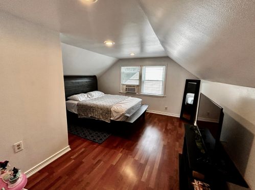 3673 18th St, Milwaukee WI  53221-1551 exterior