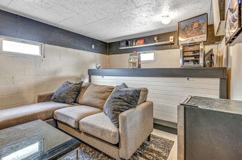 928 18th St, Manitowoc WI 54220-3133 exterior