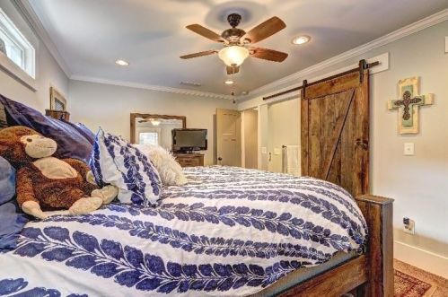 1401 Forrest Ave, Atlanta GA 30344-2709 exterior