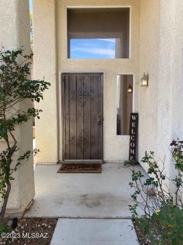 9018 Orchid Vine Dr, Tucson, AZ 85747-5322