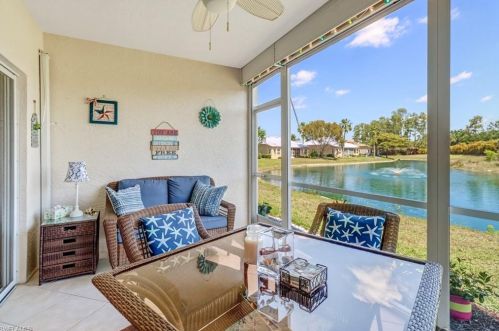 7827 Regal Heron Cir, Naples, FL 34104-5849