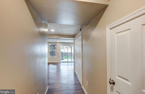 711 Grant Dr, Hanover PA  17331-2079 exterior