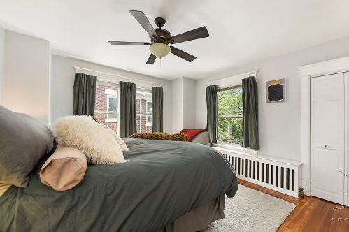 1611 Hillsdale Ave, Pittsburgh PA 15216-1822 exterior