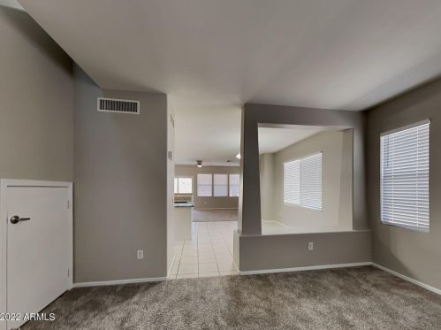 7410 40th Ln, Phoenix AZ  85041-6006 exterior