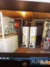 24 Palisade Ave, Outwater NJ 07026-3107 exterior