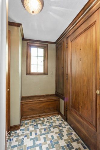 700 Plymouth Ave, Grand Rapids MI 49505-6069 exterior