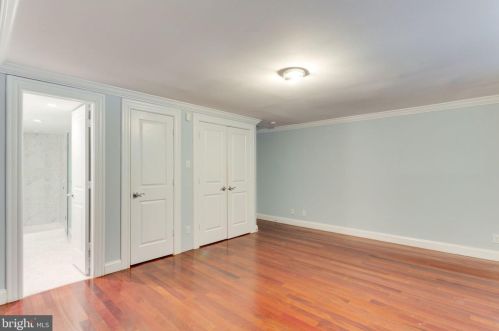 1700 13th St, Washington DC 20009-7976 exterior