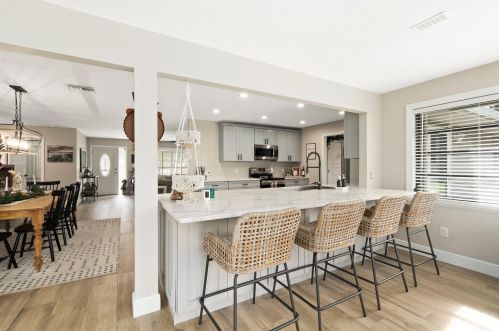 5417 Palmetto Dr, Fort Pierce FL  34982-7481 exterior