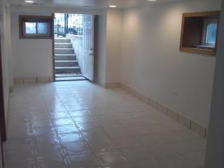 1812 Kedzie Ave, Chicago IL  60647-2622 exterior