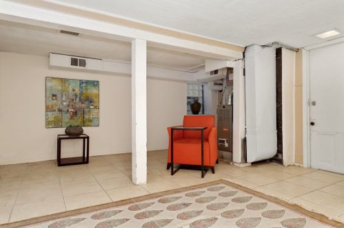 1817 Honore St, Chicago IL 60657-2007 exterior