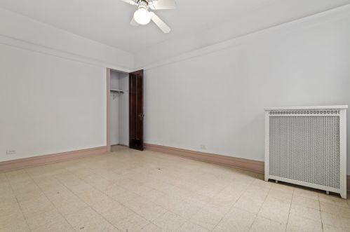 6417 Magnolia Ave, Chicago IL 60626-5306 exterior