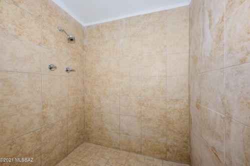 2402 Jefferson Ave, Tucson AZ  85711-6636 exterior