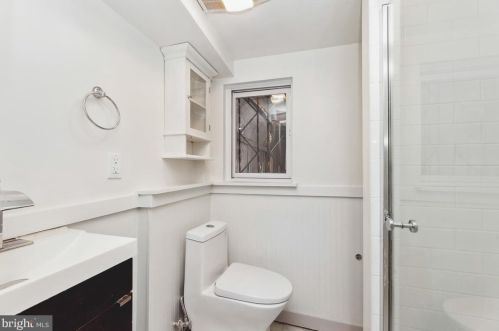 1607 D St, Washington DC  20003-2441 exterior