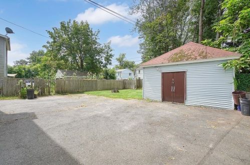 54 Lester St, Springfield MA 01108-2140 exterior