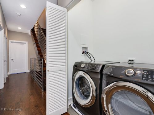 1728 Talman Ave, Chicago IL  60647-5224 exterior