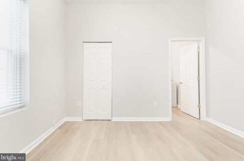 5215 Cedar Ave, Philadelphia PA 19143-1524 exterior