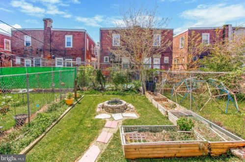 1206 52 St, Philadelphia PA 19143-4307 exterior