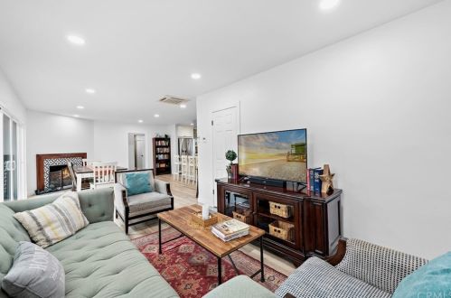 619 Houston Ave, Fullerton CA 92832-3114 exterior