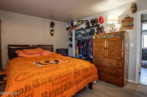 752 Edgewater Dr, Tucson AZ 85704-2412 exterior