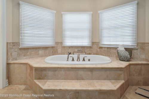 11 Philadelphia Ave, Lavallette NJ 08735-2345 exterior