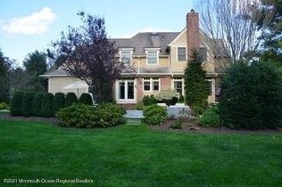 15 Sunny Ridge Dr, Red Bank NJ exterior