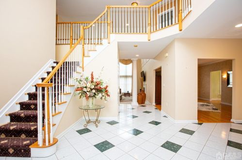 41 Deer Path, Montgomery, NJ 08558-1638