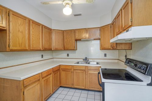 5013 Liberty St, Tampa FL 33617 exterior