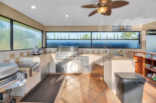 1715 Dominic Ave, Fort Pierce FL 34952-5816 exterior