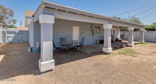 4419 Earll Dr, Phoenix AZ  85031-3821 exterior