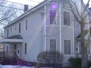 411 Mumford St, Schenectady, NY 12307-1704