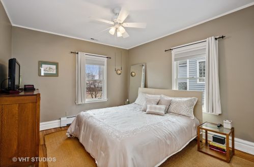 5321 Magnolia Ave, Chicago IL 60640-2205 exterior