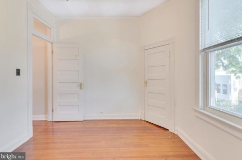 1465 Meridian Pl, Washington DC 20010-1923 exterior