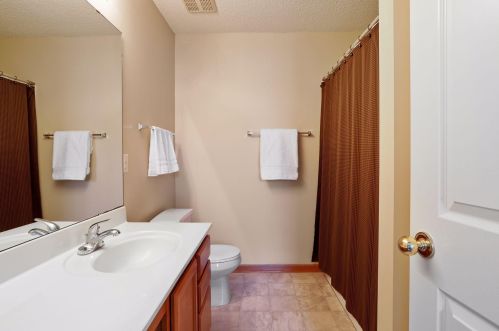 735 Providence Dr, Prior Lake MN 55379-4531 exterior